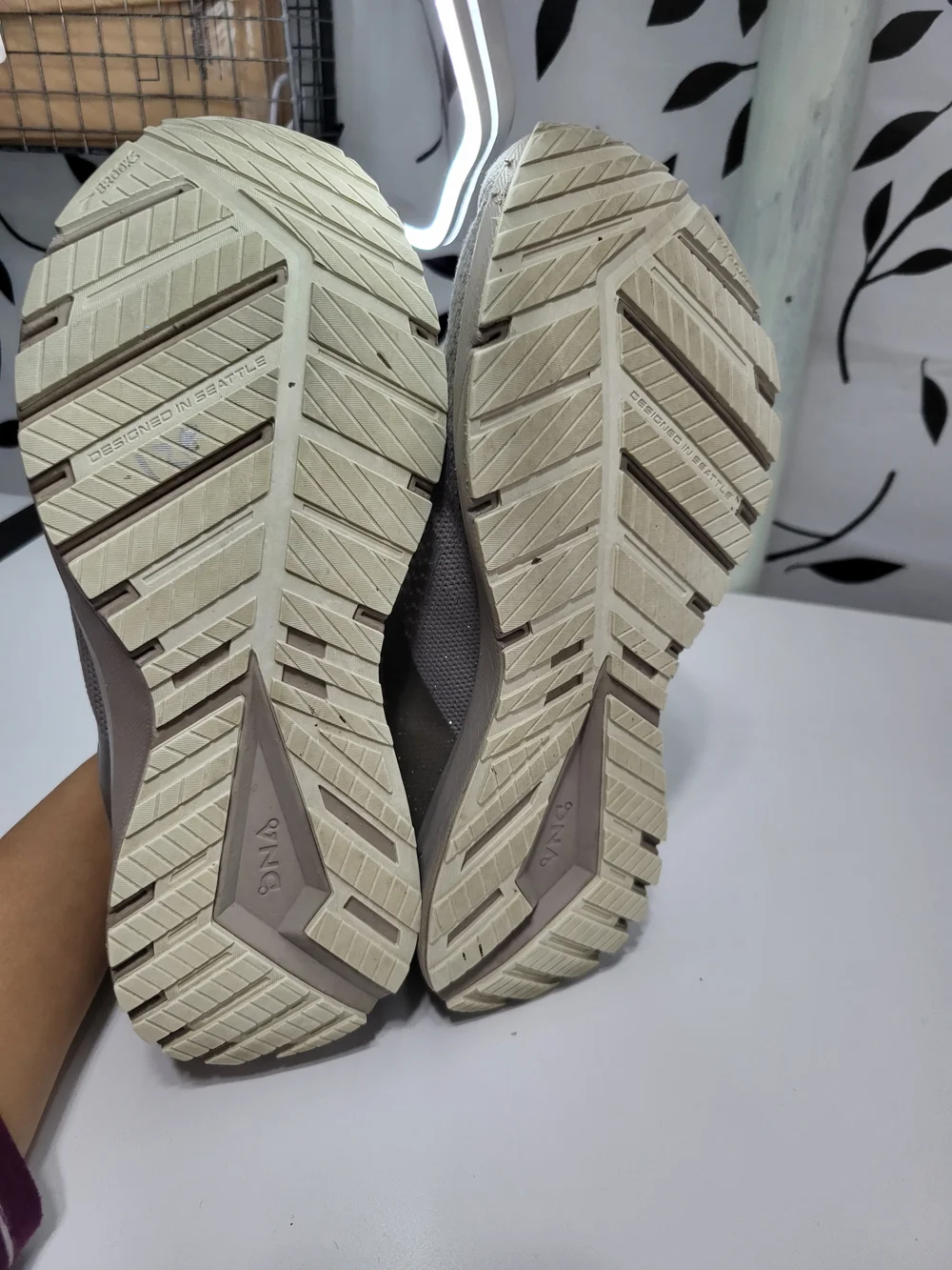 Brooks Women's Taupe/Light Gray Knit Running Sneakers